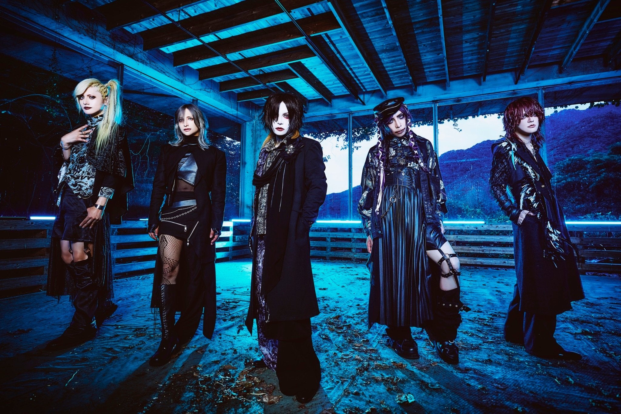 Azavana new mini-album 