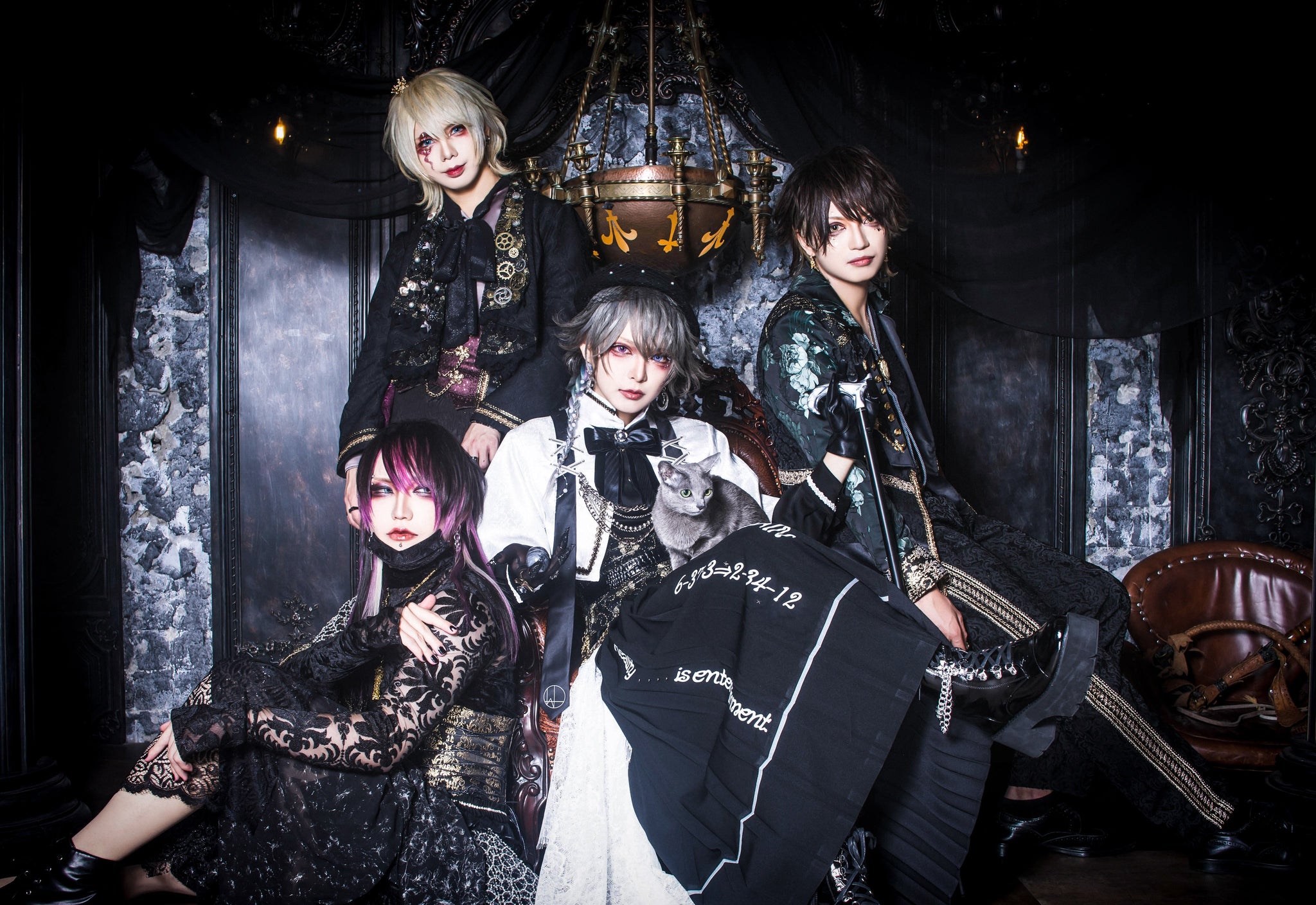 HOWL_b0122349-2fd0-4988-9ed4-